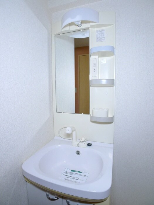 物件内観写真9　(洗面)