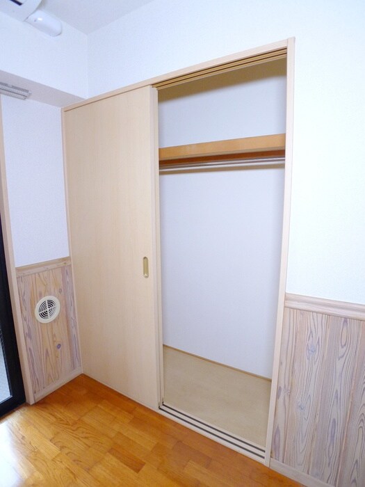 物件内観写真16　(収納)