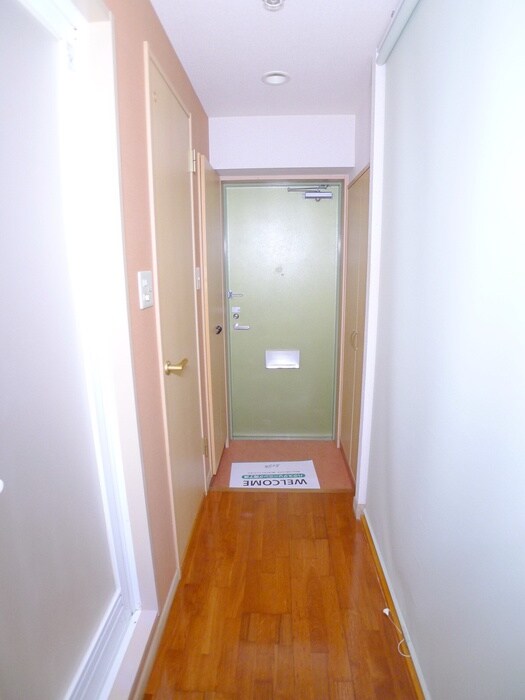 物件内観写真17　(廊下)