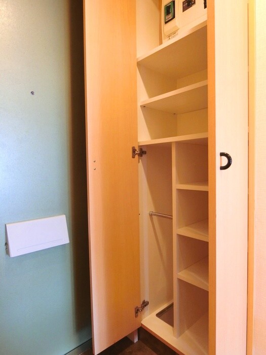 物件内観写真18　(靴箱)