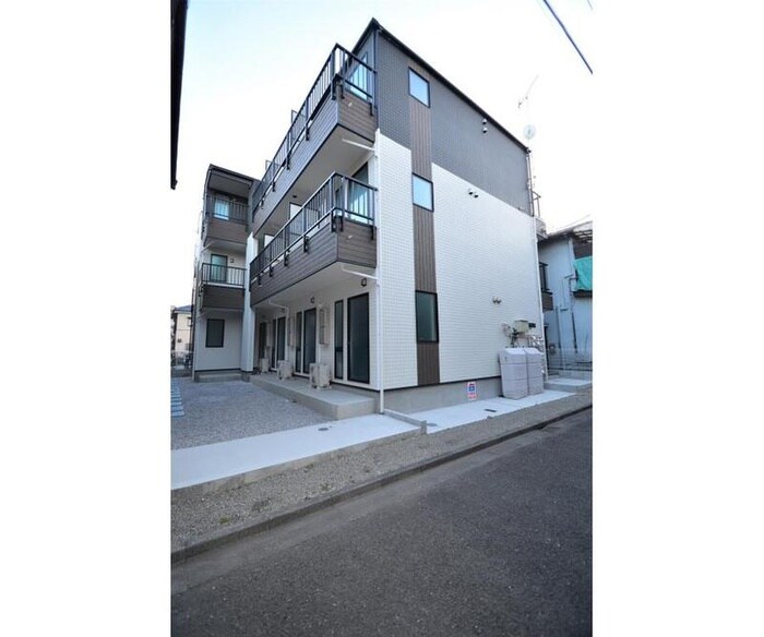 物件外観写真1　(外観写真)