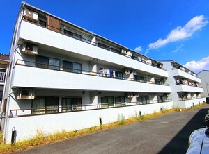 コニファーガーデン所沢外観写真