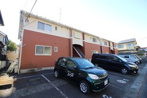 ベルシオン鶴川A外観写真