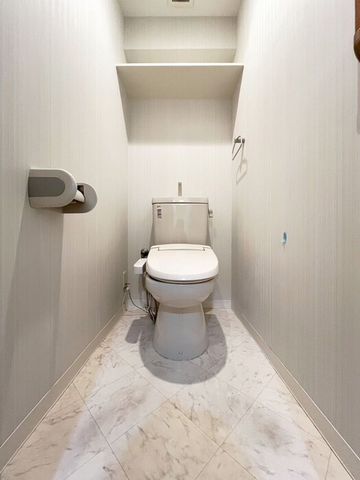 物件内観写真14　(トイレ)