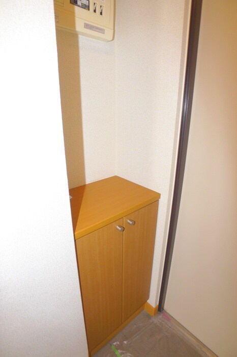 物件内観写真11　(靴箱)