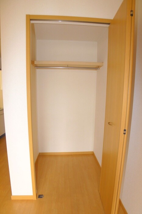 物件内観写真14　(収納)