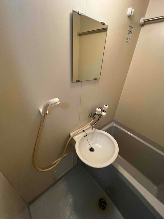 物件内観写真10　(洗面)