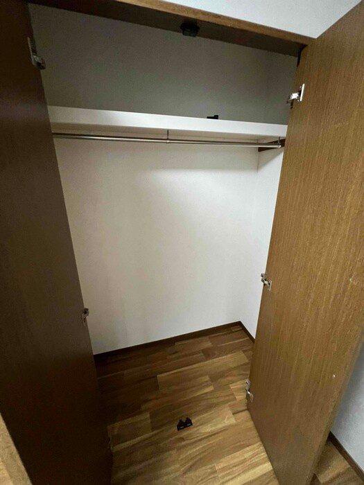 物件内観写真15　(収納)
