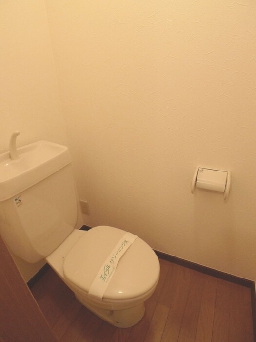 物件内観写真12　(トイレ)