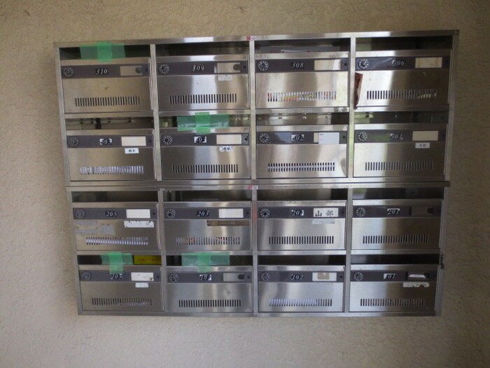 物件外観写真6　(建物設備)