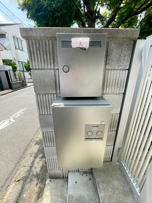 物件外観写真4　(建物設備)