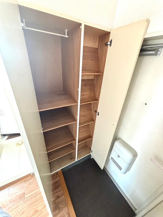 物件内観写真15　(靴箱)