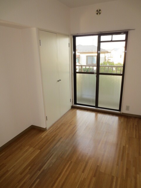 物件内観写真16　(居室)