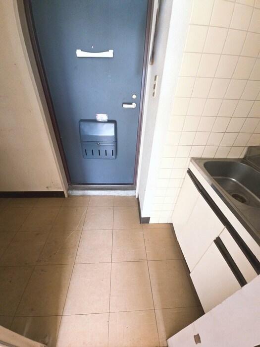 物件内観写真19　(玄関)