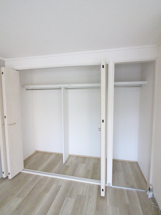 物件内観写真7　(収納)