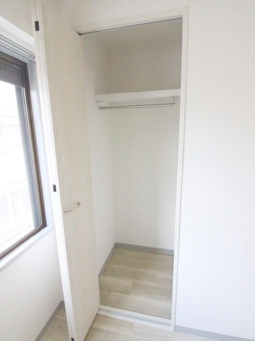 物件内観写真18　(収納)