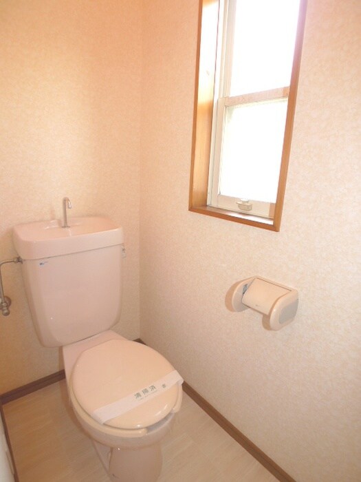 物件内観写真11　(トイレ)