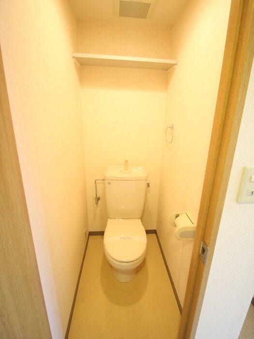 物件内観写真11　(トイレ)