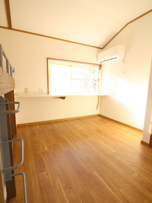 物件内観写真8　(居室)