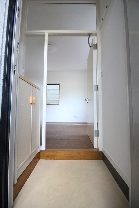 物件内観写真20　(玄関)