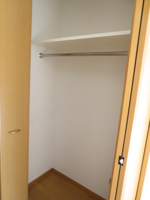 物件内観写真11　(収納)