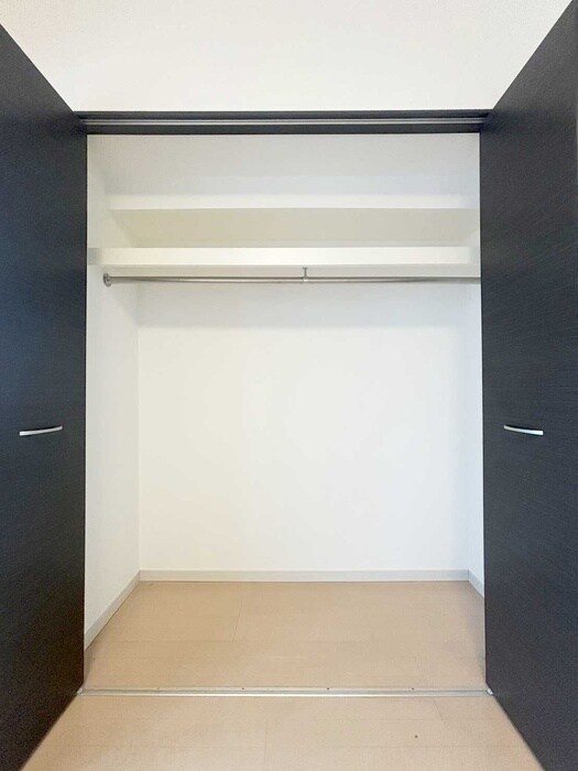 物件内観写真12　(収納)