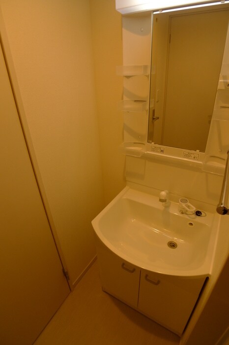 物件内観写真15　(洗面)