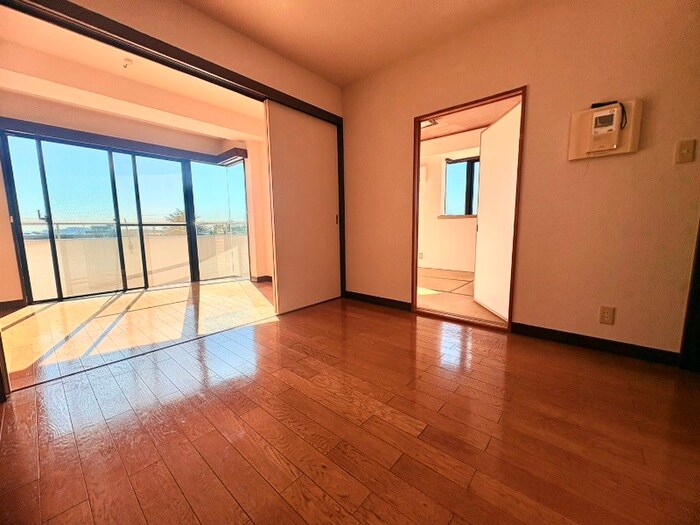 物件内観写真7　(居室)