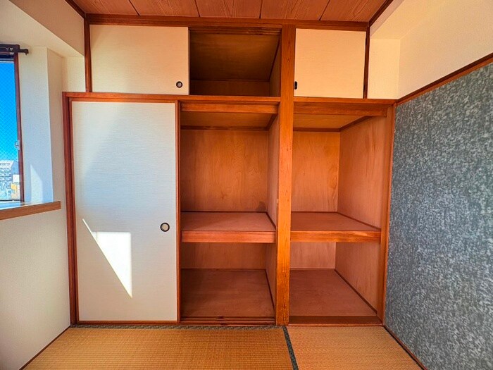 物件内観写真18　(収納)