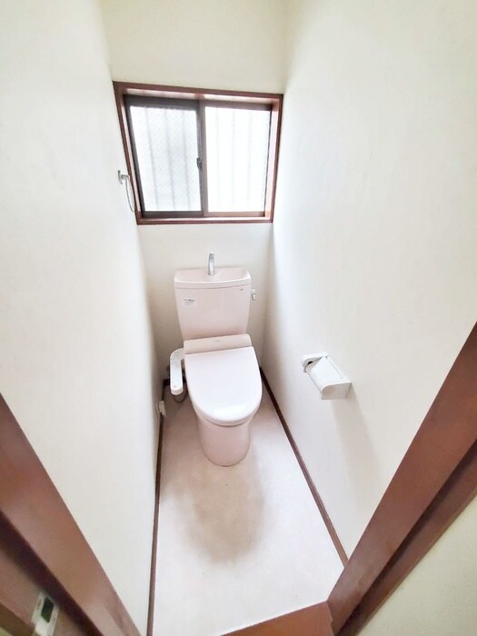 物件内観写真12　(トイレ)