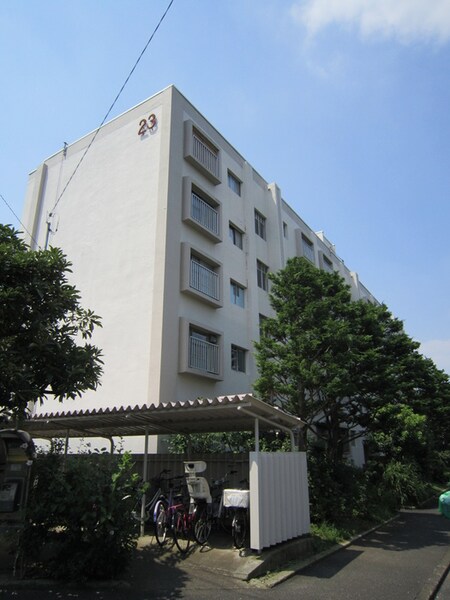 烏山北住宅23号棟(203)外観写真