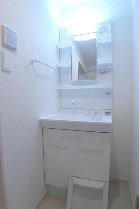 物件内観写真12　(洗面)