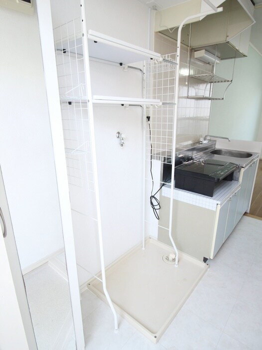 物件内観写真13　(洗濯機置場)