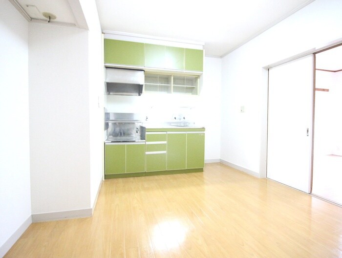 物件内観写真9　(居室)