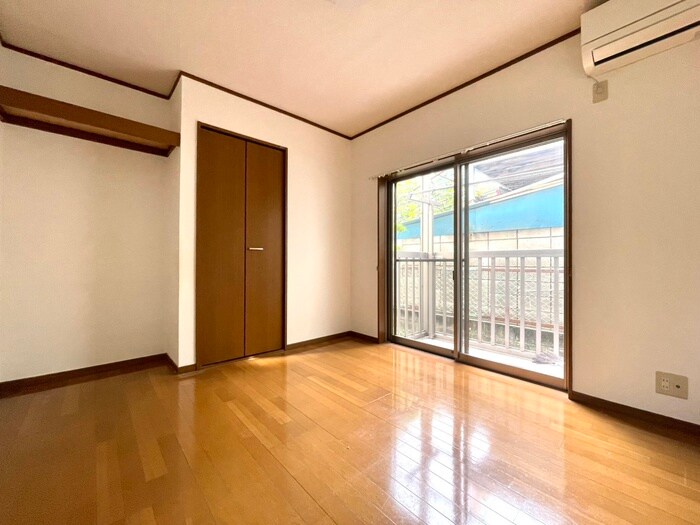 物件内観写真9　(居室)