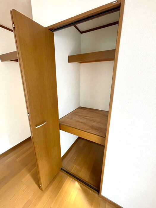 物件内観写真11　(収納)