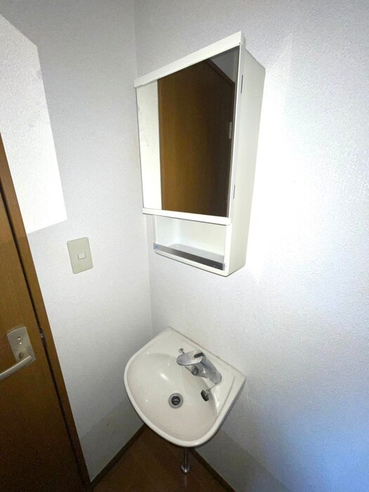 物件内観写真15　(洗面)