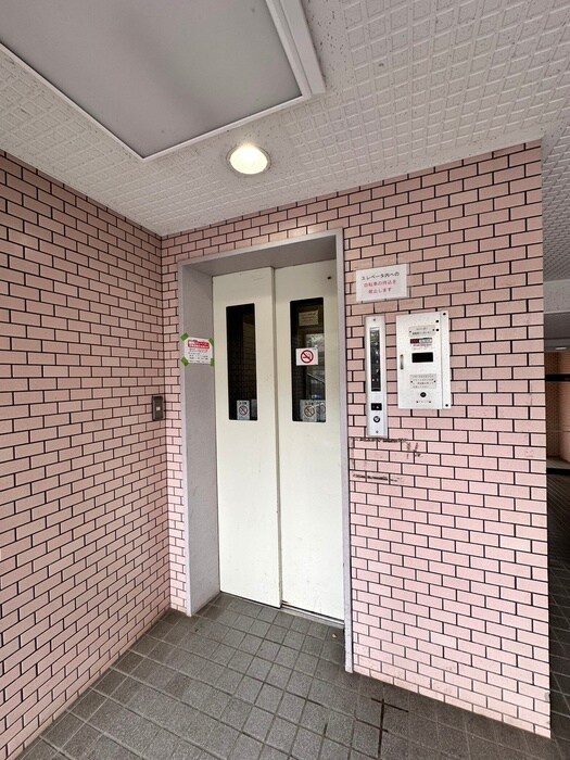 物件外観写真6　(建物設備)