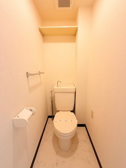 物件内観写真14　(トイレ)