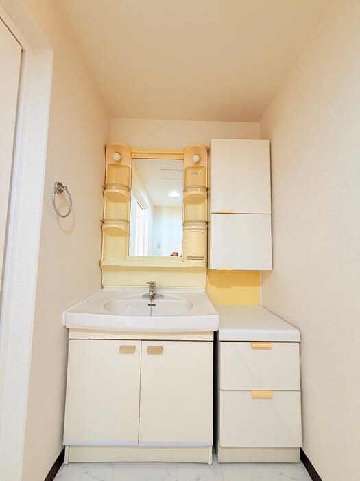 物件内観写真15　(洗面)