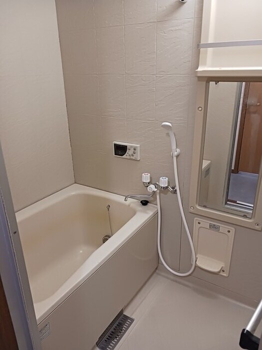 物件内観写真9　(バス／シャワールーム等)