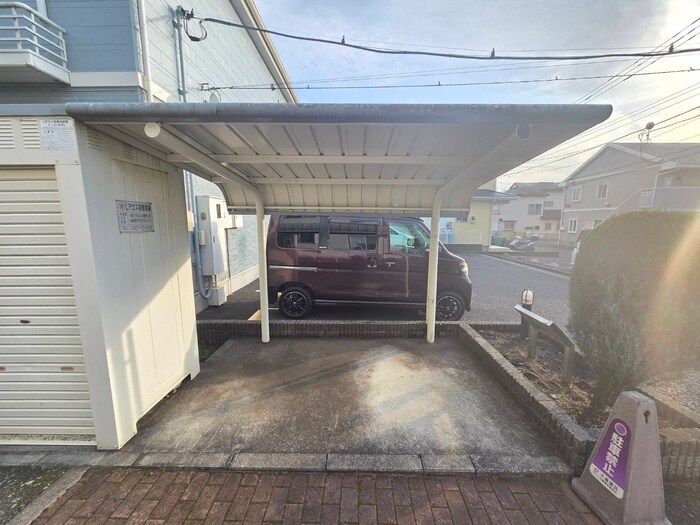 物件外観写真5　(駐輪場)