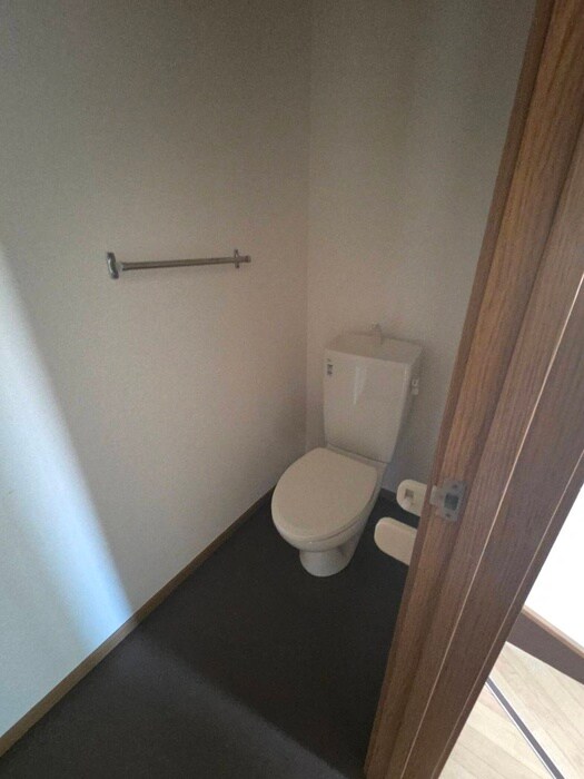 物件内観写真10　(トイレ)