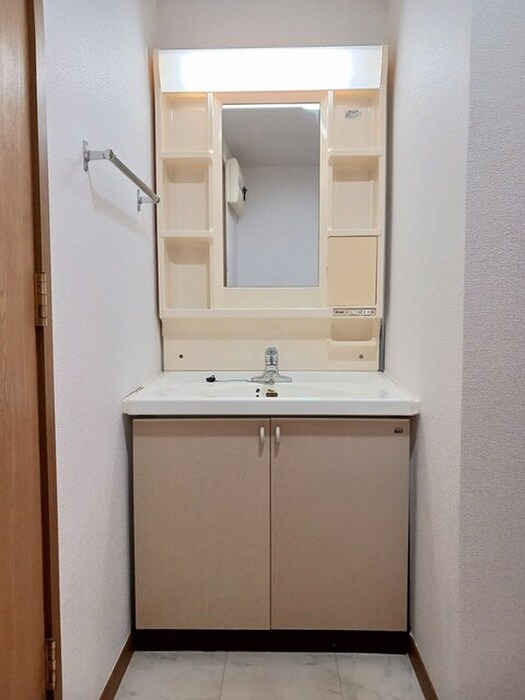 物件内観写真11　(洗面)