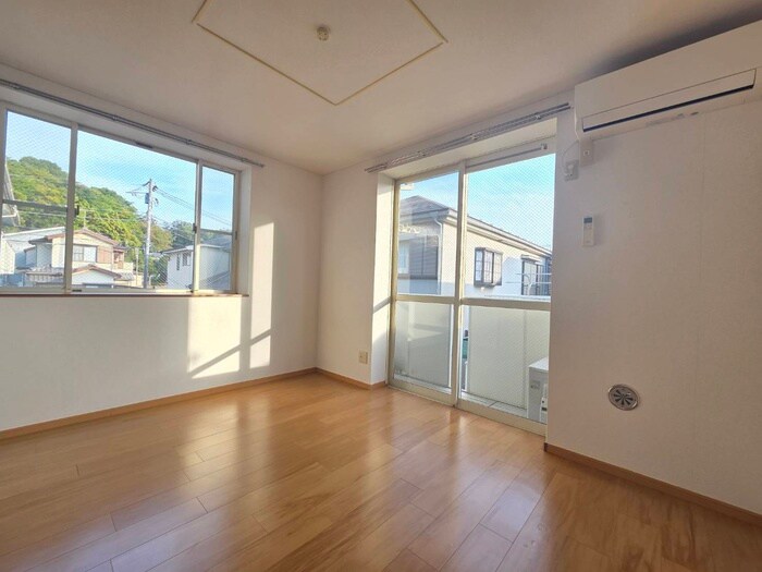 物件内観写真13　(居室)