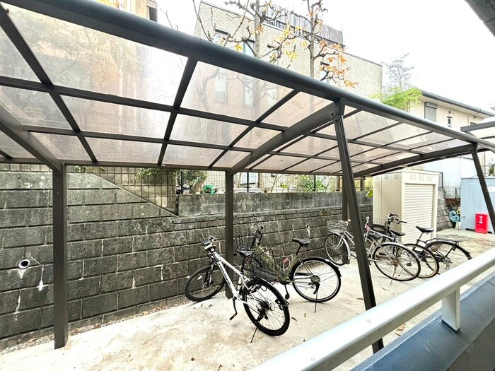 物件内観写真21　(室内からの展望)