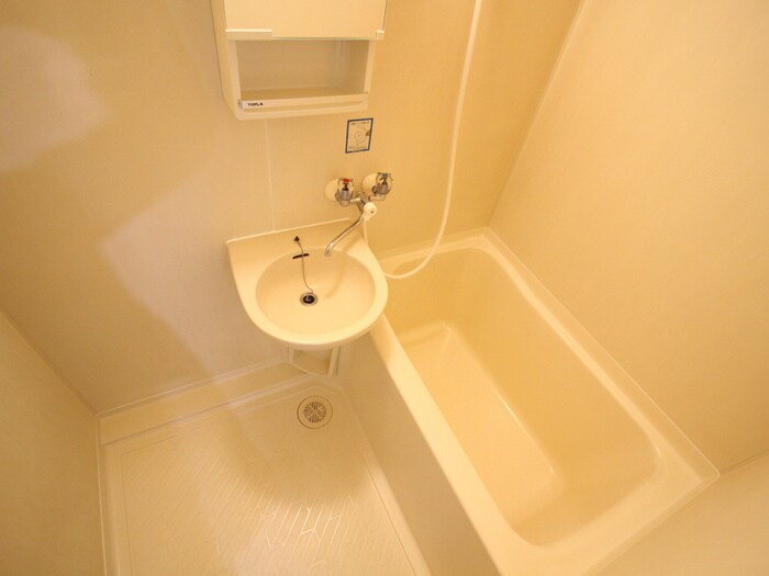 物件内観写真12　(バス／シャワールーム等)