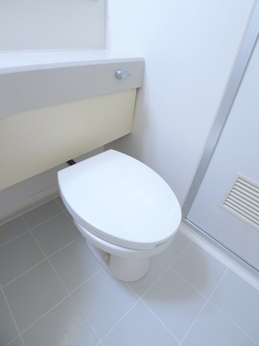 物件内観写真17　(トイレ)