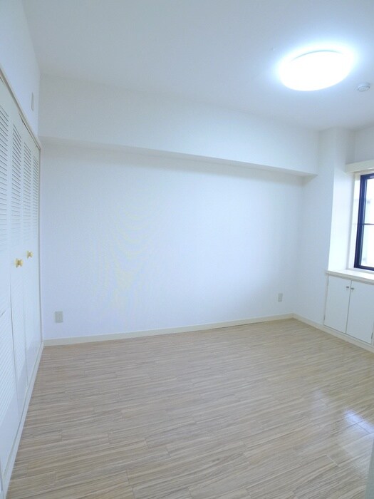 物件内観写真21　(居室)