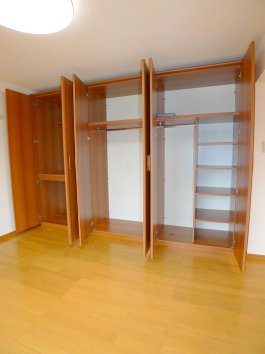 物件内観写真9　(収納)